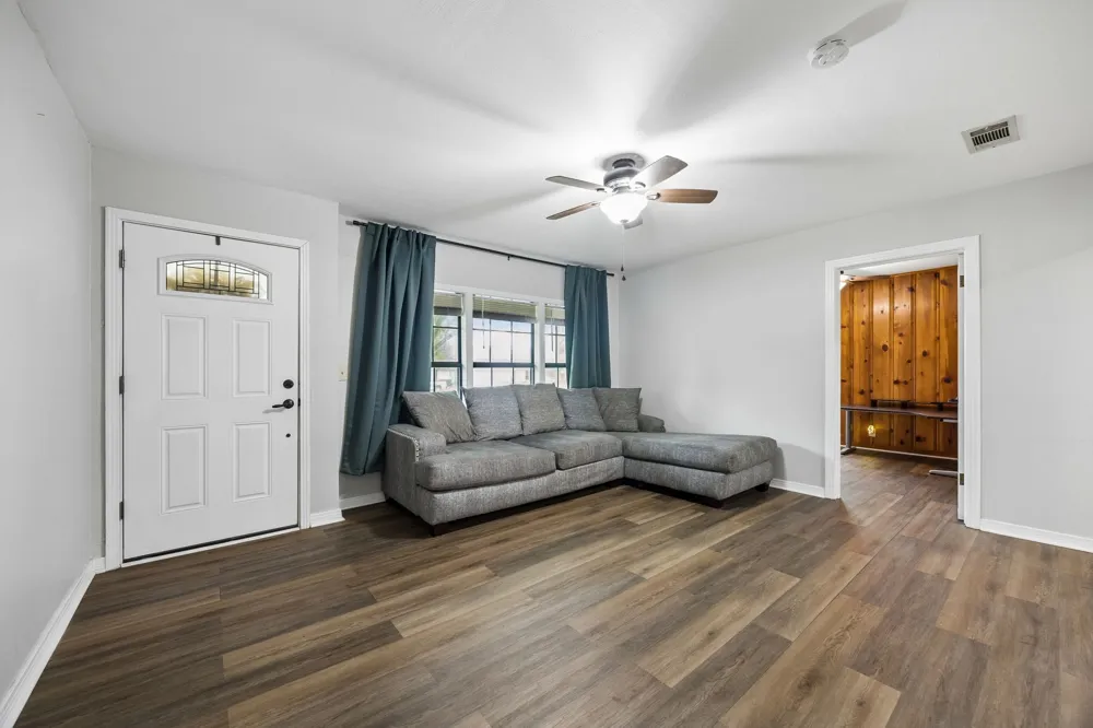 597 E Main Street Van, TX 75790