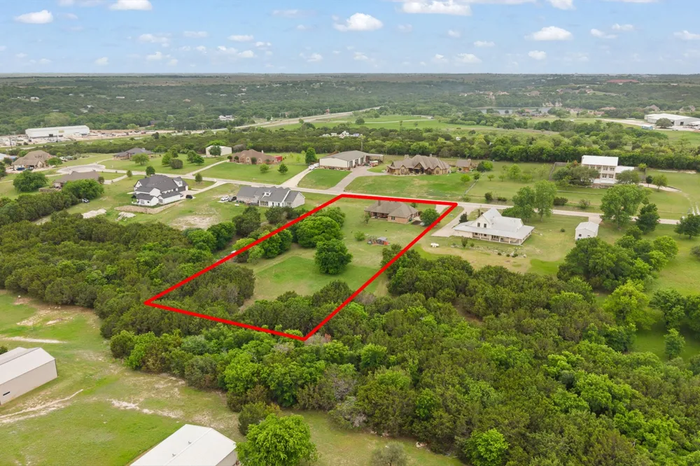 439 Stone Mountain Cresson, TX 76035