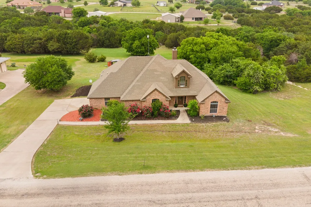 439 Stone Mountain Cresson, TX 76035