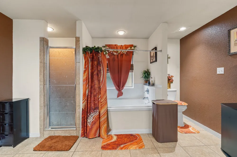 439 Stone Mountain Cresson, TX 76035