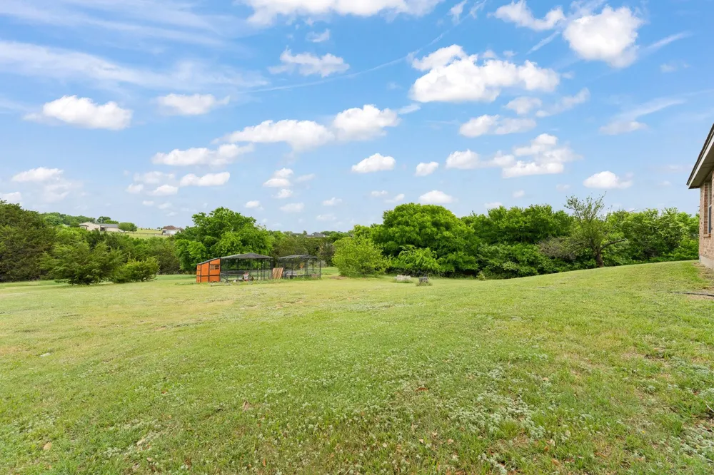 439 Stone Mountain Cresson, TX 76035