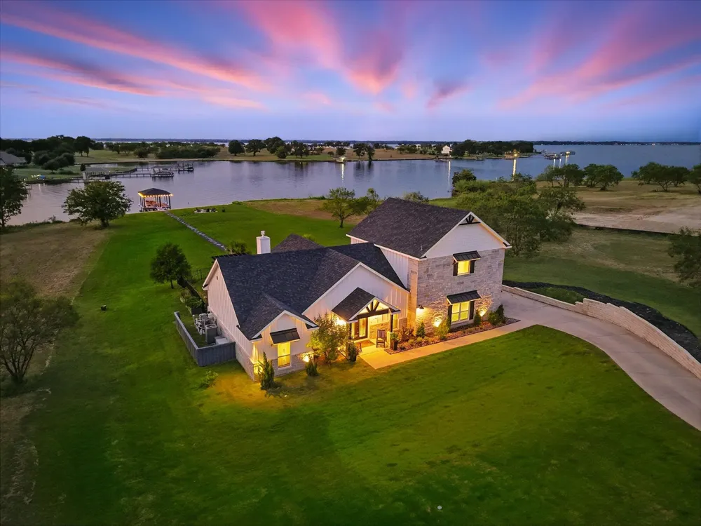 7025 Lake Vista Drive Streetman, TX 75859