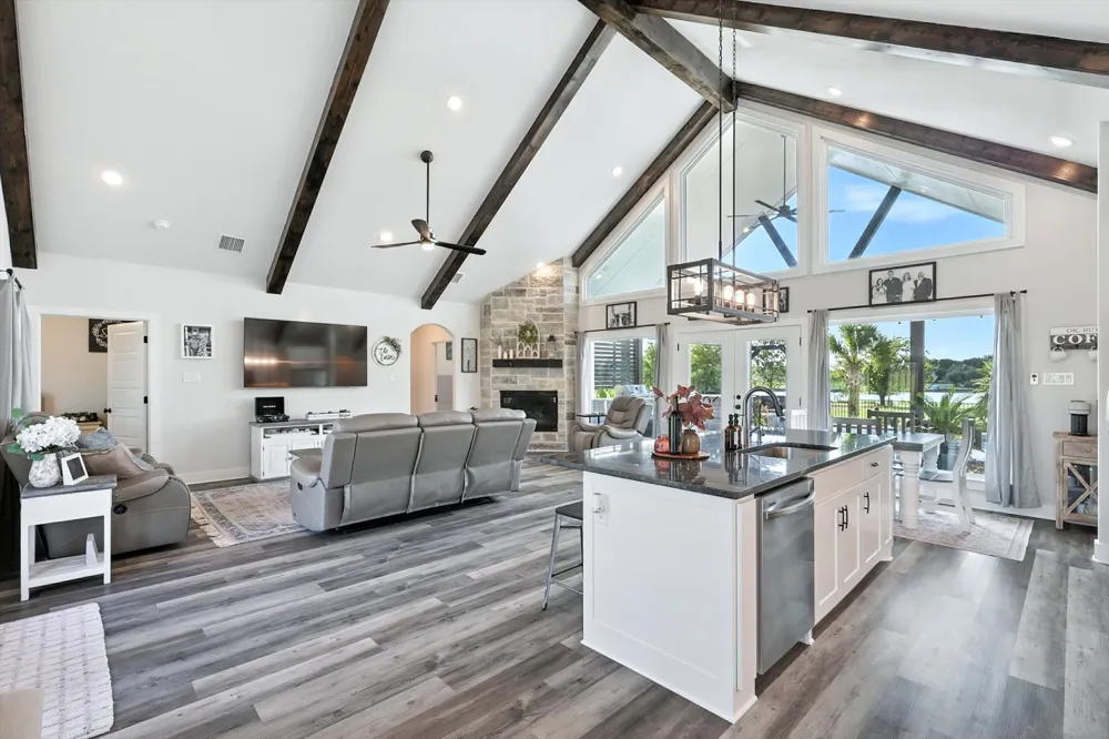 7025 Lake Vista Drive Streetman, TX 75859