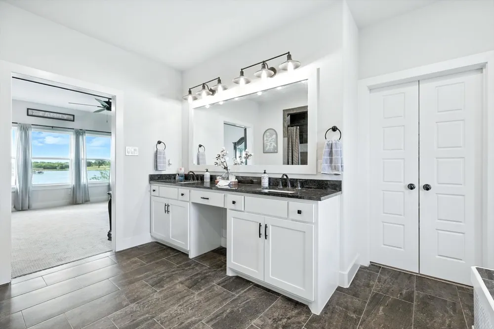 7025 Lake Vista Drive Streetman, TX 75859