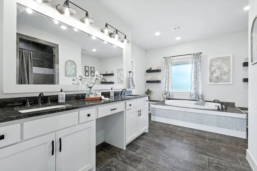 7025 Lake Vista Drive Streetman, TX 75859