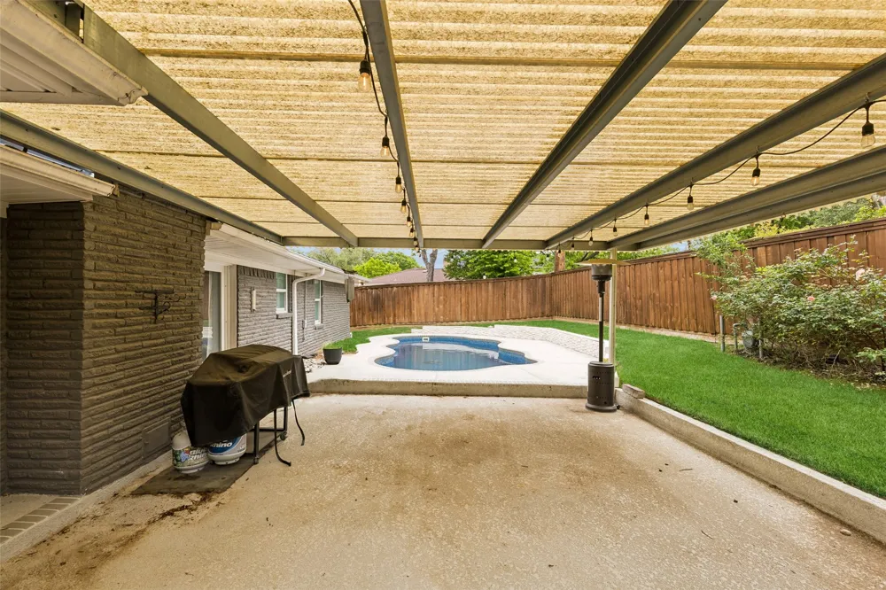 2808 Reedcroft Drive Farmers Branch, TX 75234