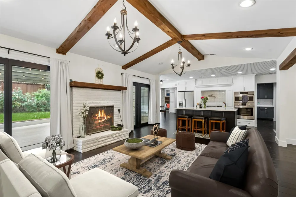 2808 Reedcroft Drive Farmers Branch, TX 75234