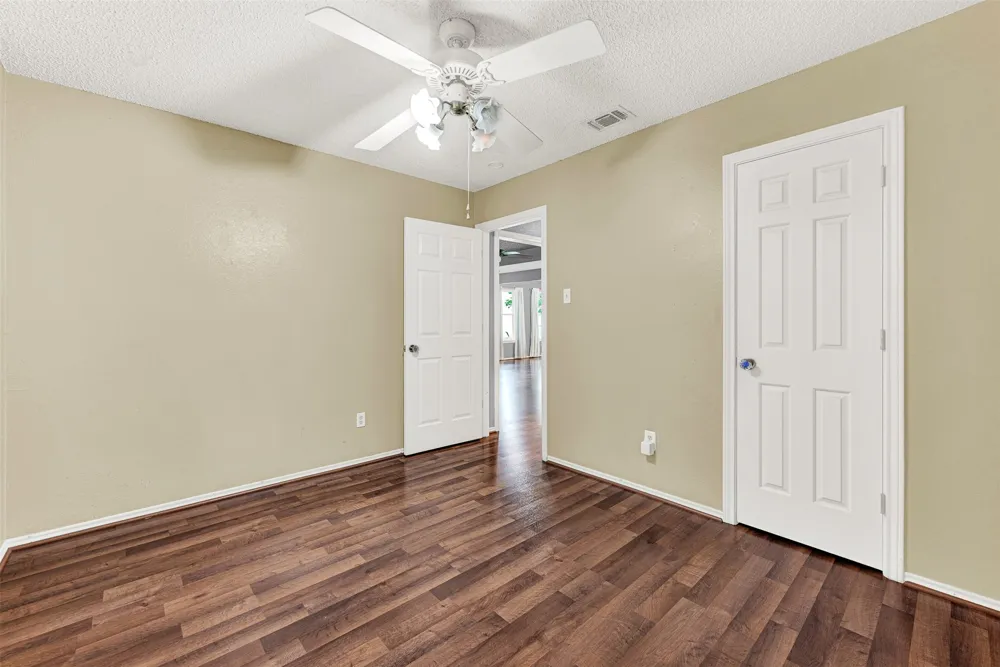 4509 Club Estate Place Mesquite, TX 75150