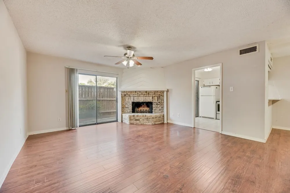 333 Melrose Drive #3B Richardson, TX 75080