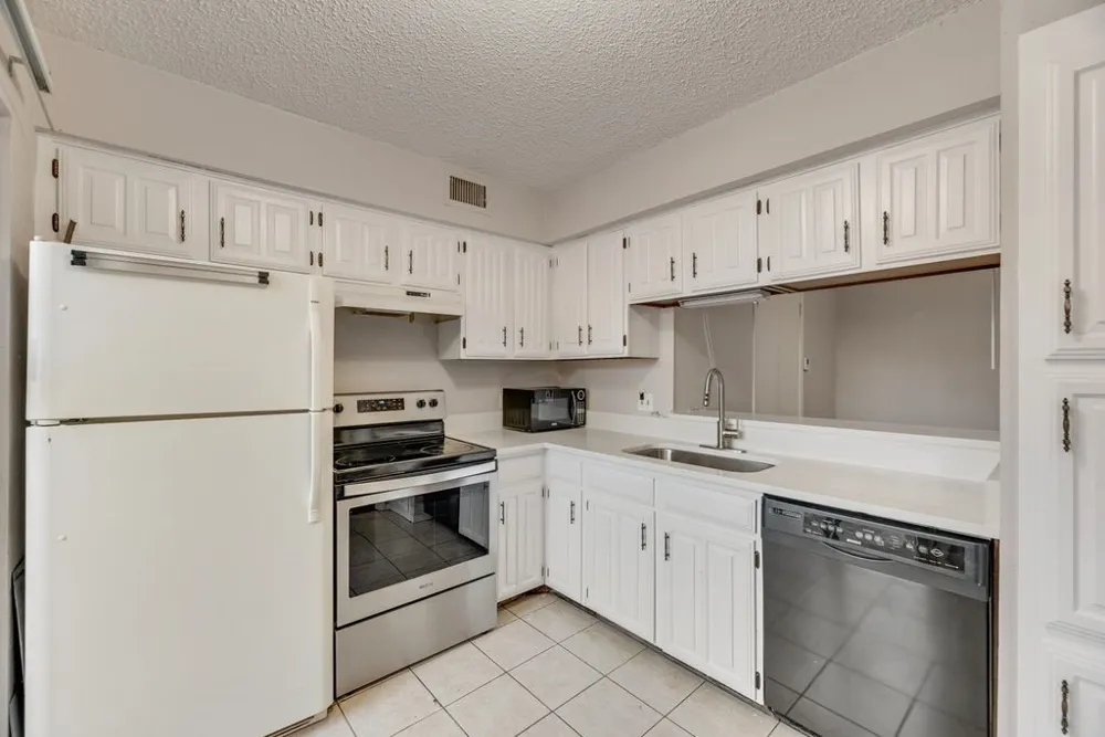333 Melrose Drive #3B Richardson, TX 75080
