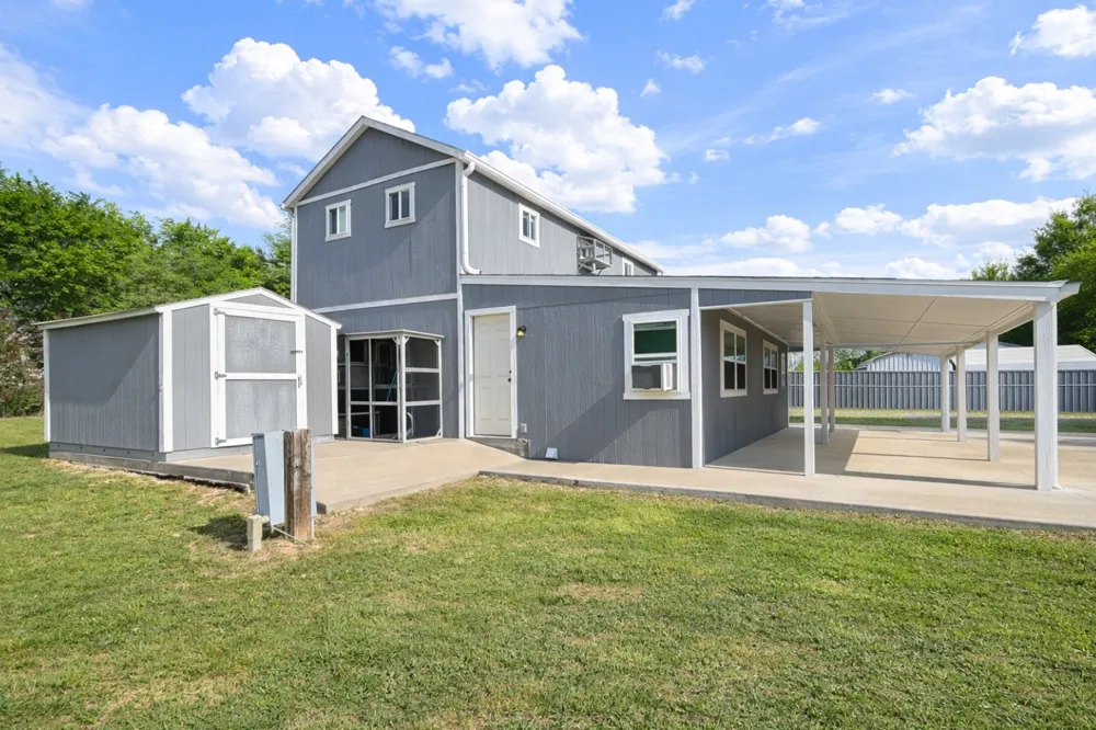 400 Comanche Quitman, TX 75783