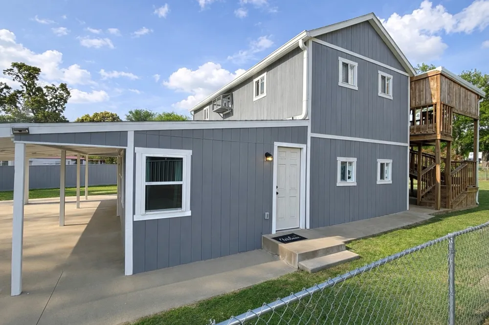 400 Comanche Quitman, TX 75783