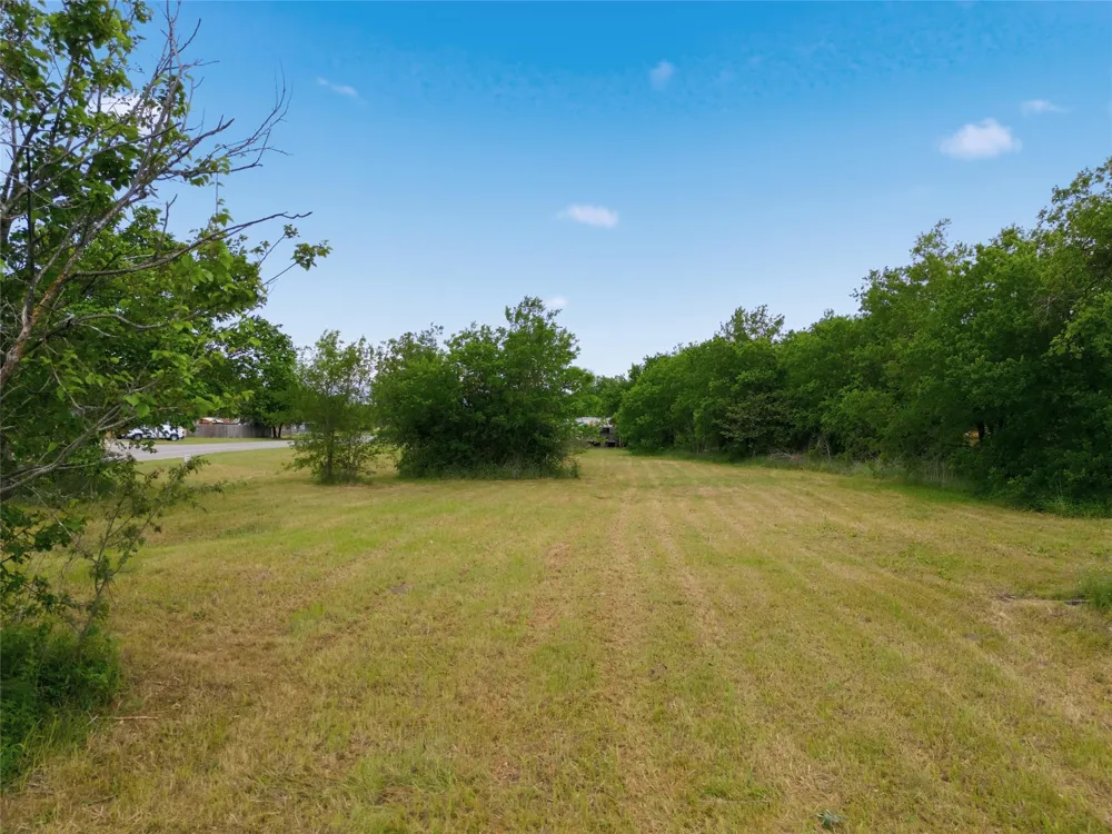 400 W Tyler Street Mexia, TX 76667