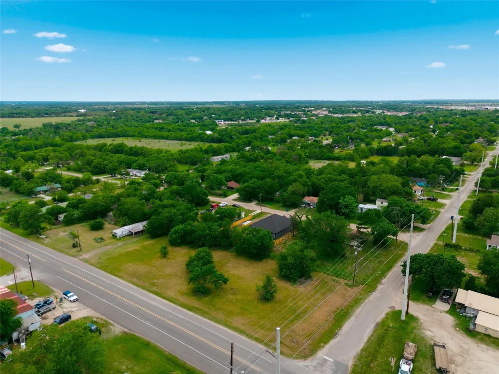 400 W Tyler Street Mexia, TX 76667