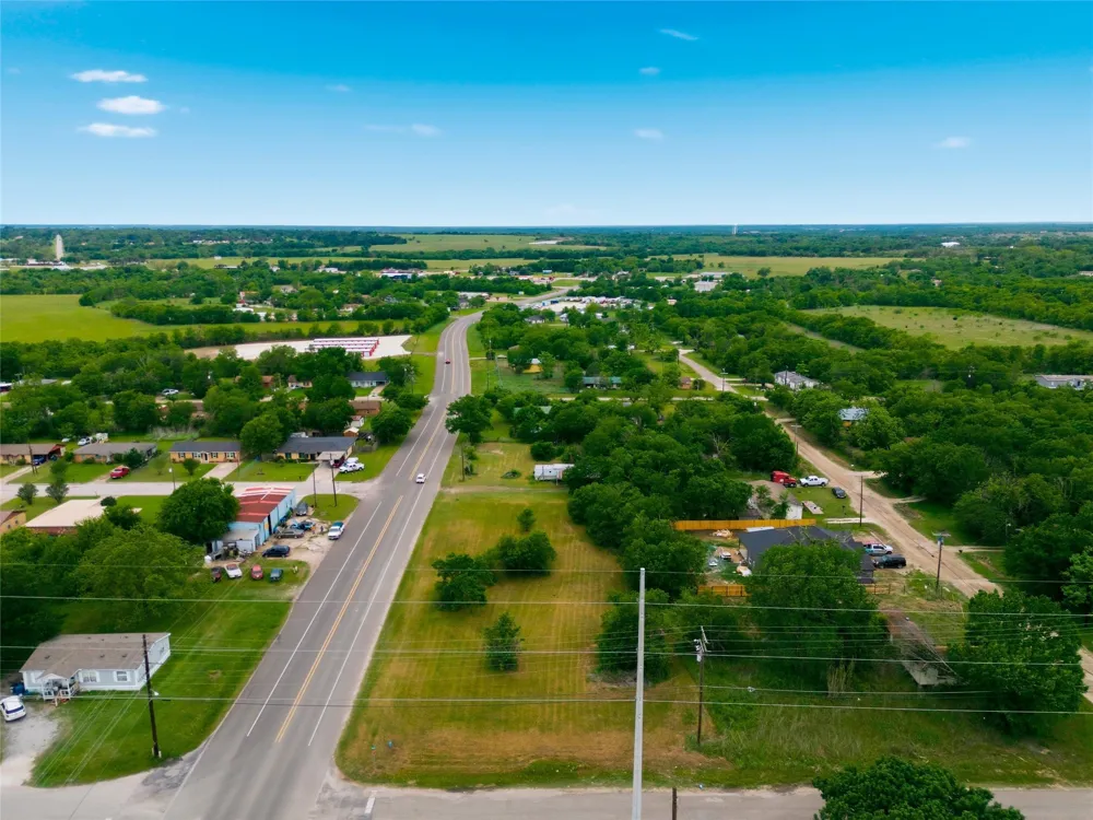400 W Tyler Street Mexia, TX 76667