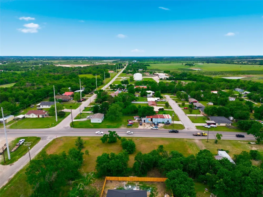 400 W Tyler Street Mexia, TX 76667