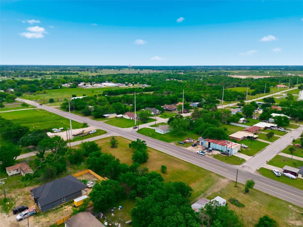 400 W Tyler Street Mexia, TX 76667