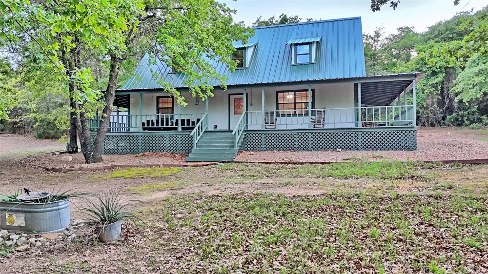 186 County Road 429 Muenster, TX 76252