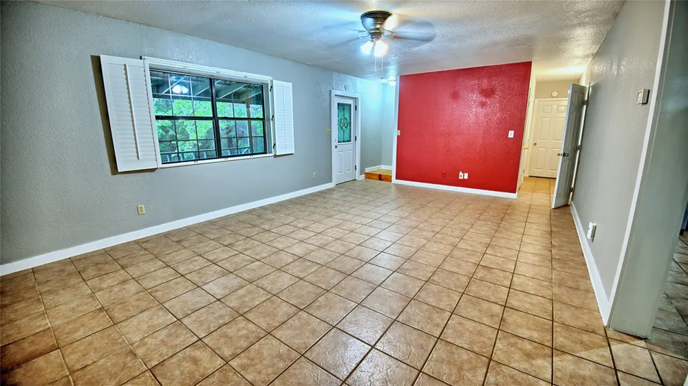 186 County Road 429 Muenster, TX 76252