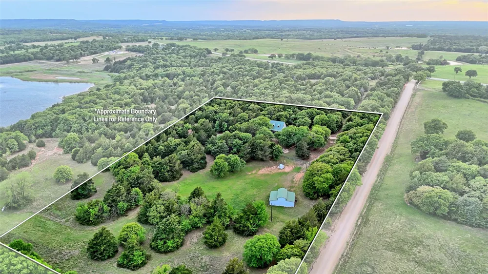 186 County Road 429 Muenster, TX 76252