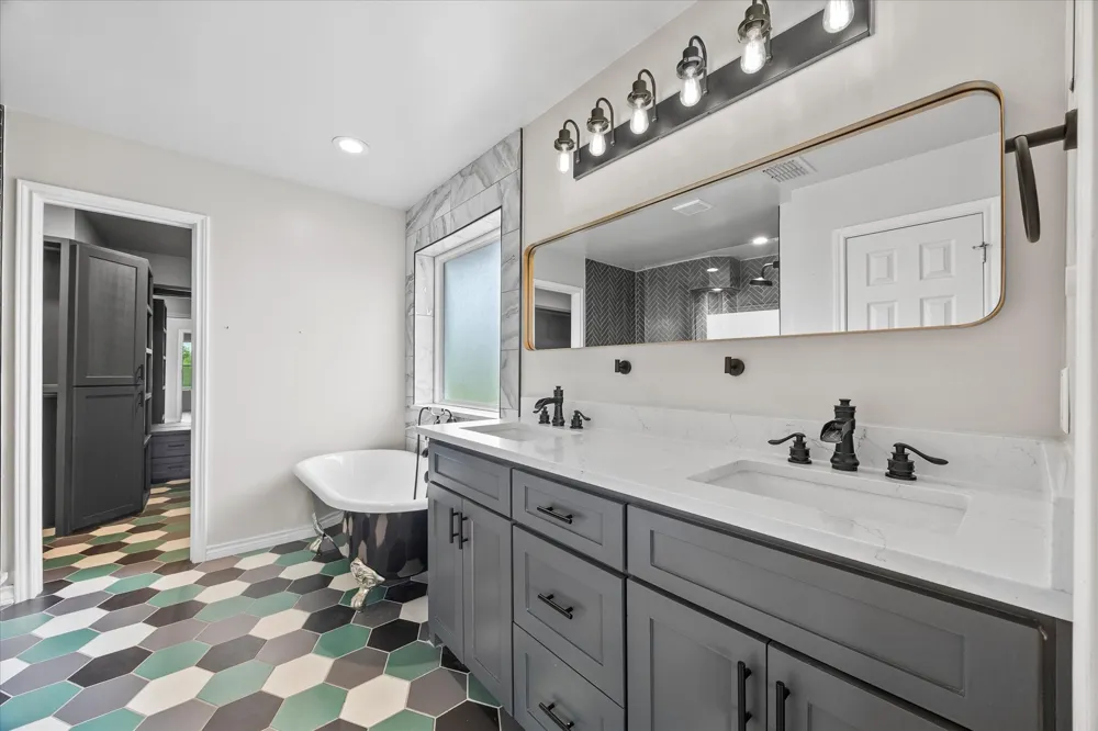 2937 County Road 2606 Caddo Mills, TX 75135