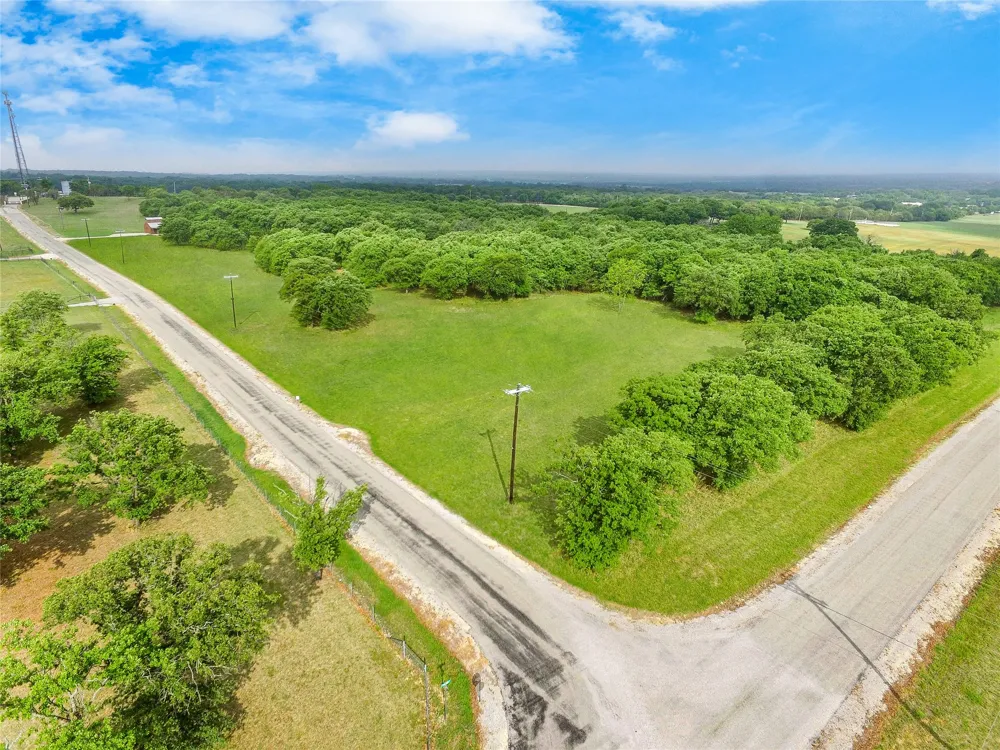 110 PRIVATE ROAD 2161 Iredell, TX 76649