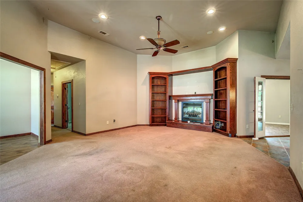 1355 County Road 4719 Wolfe City, TX 75496