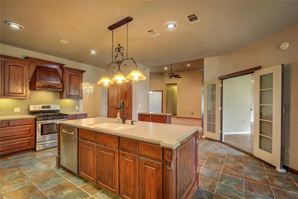1355 County Road 4719 Wolfe City, TX 75496