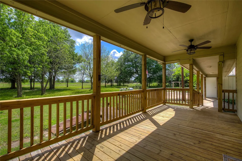 1355 County Road 4719 Wolfe City, TX 75496