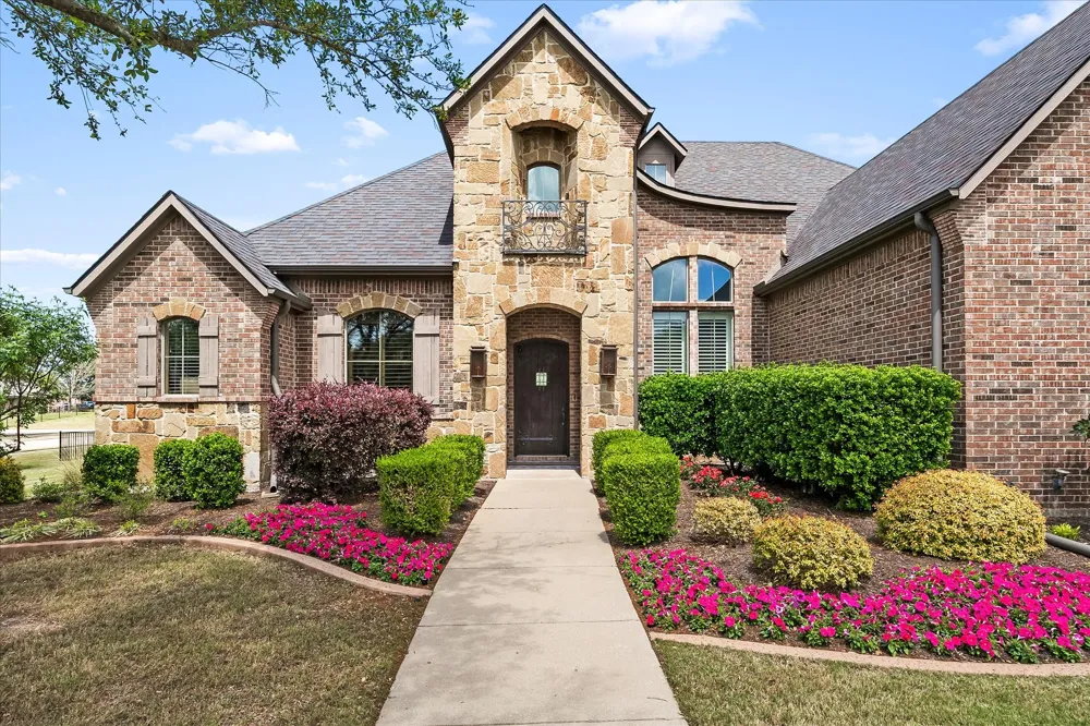 1 Kensington Drive Heath, TX 75032