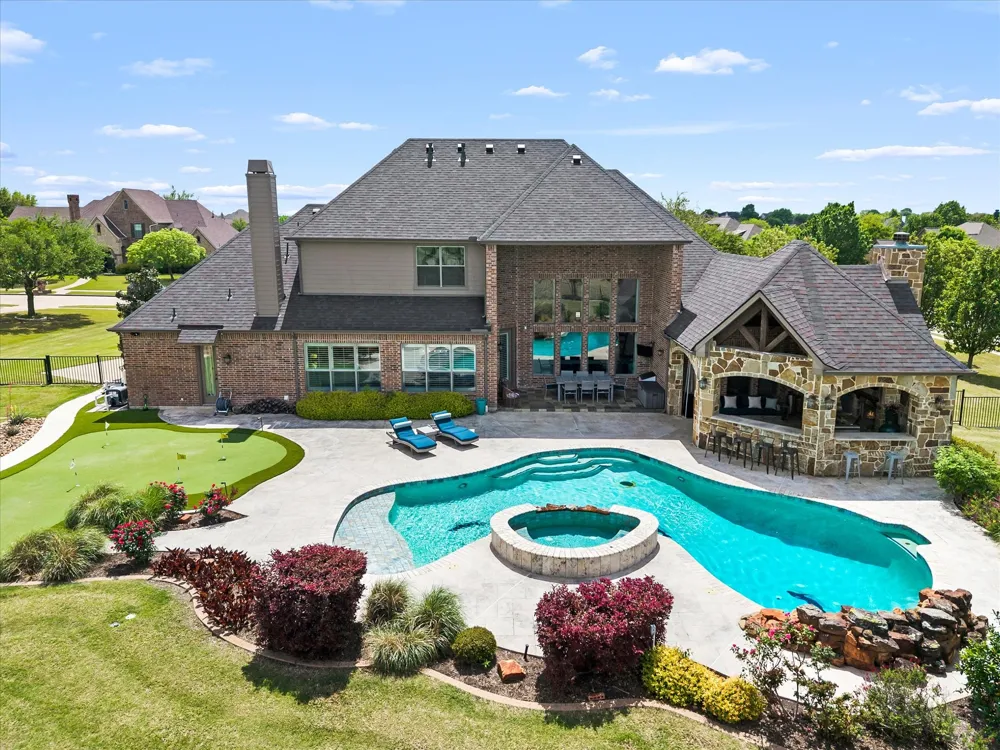1 Kensington Drive Heath, TX 75032
