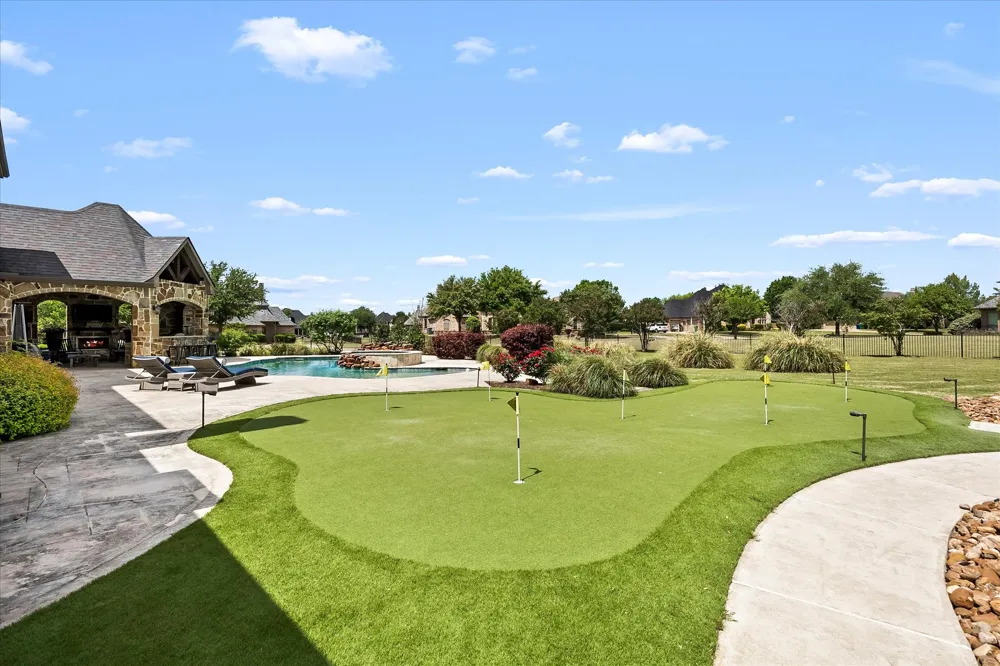 1 Kensington Drive Heath, TX 75032