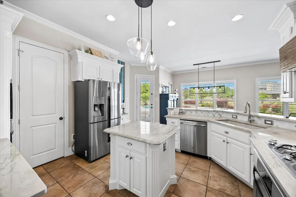 1 Kensington Drive Heath, TX 75032