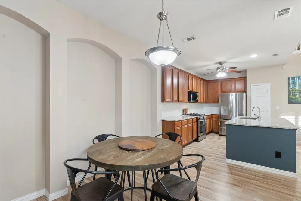 6204 Crescent Street North Richland Hills, TX 76180