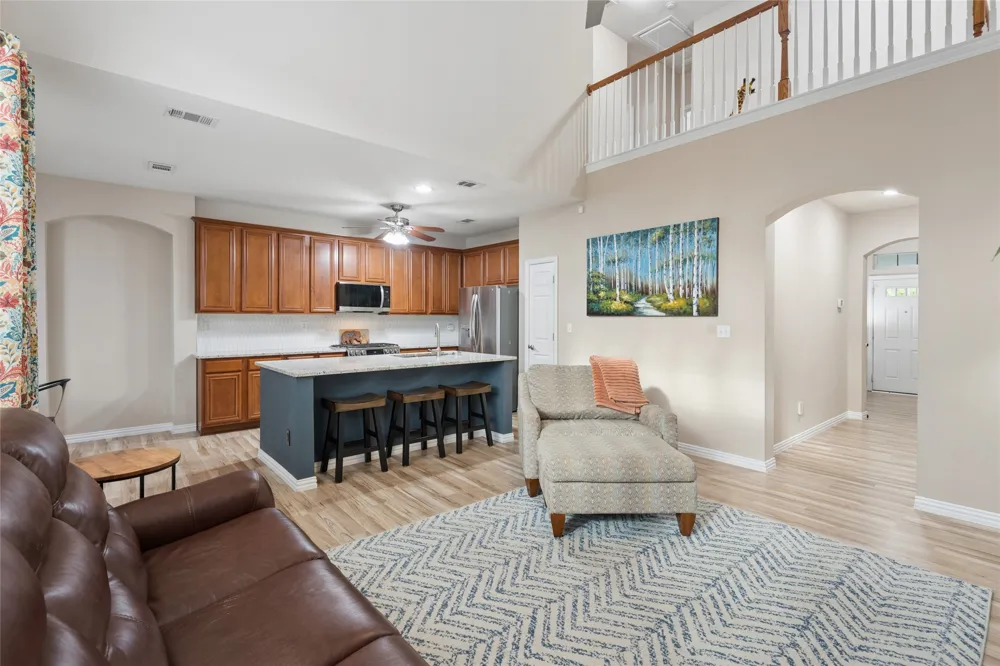 6204 Crescent Street North Richland Hills, TX 76180