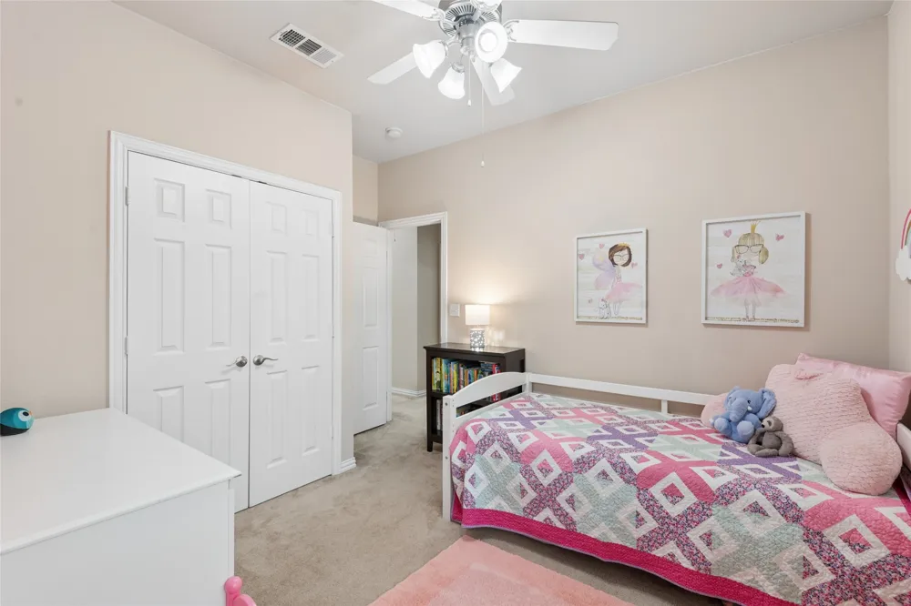 6204 Crescent Street North Richland Hills, TX 76180