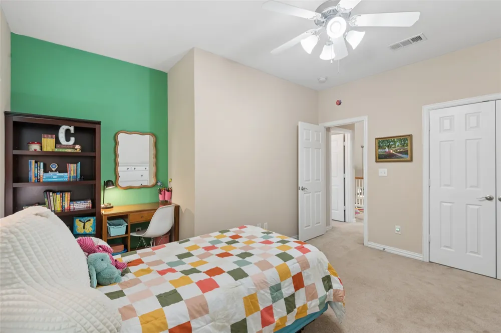 6204 Crescent Street North Richland Hills, TX 76180