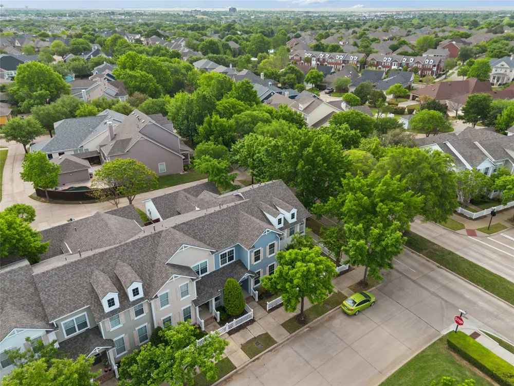 6204 Crescent Street North Richland Hills, TX 76180
