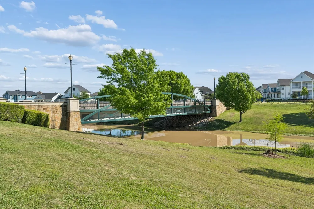 6204 Crescent Street North Richland Hills, TX 76180