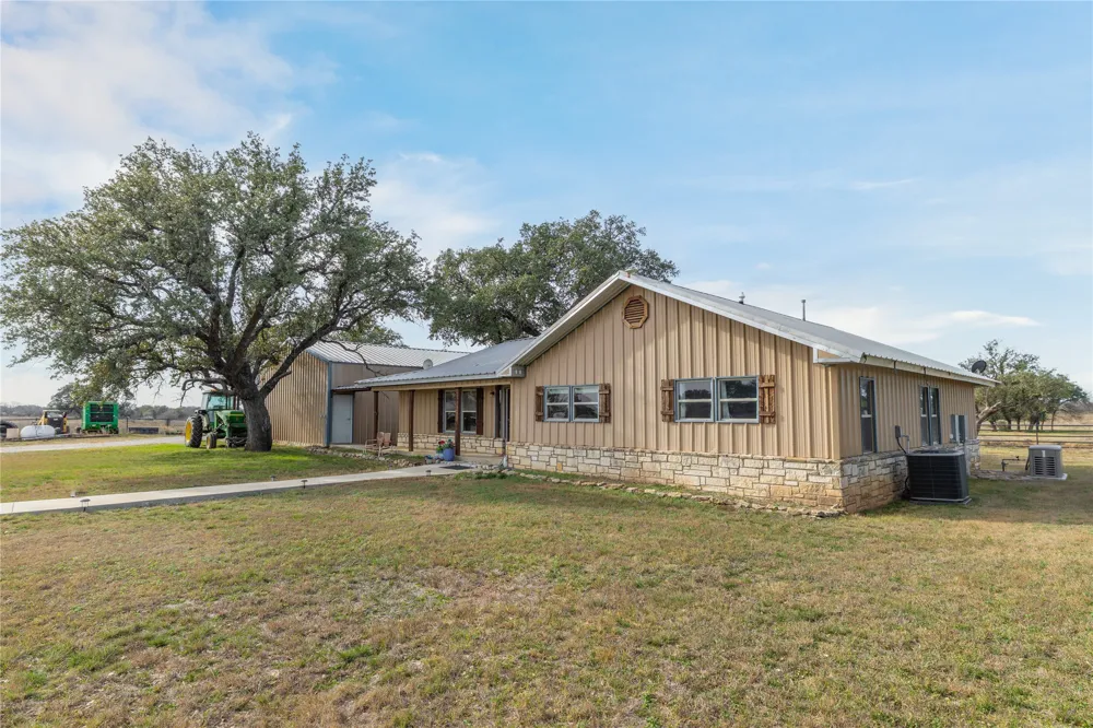 6500 Fm 586 Bangs, TX 76823