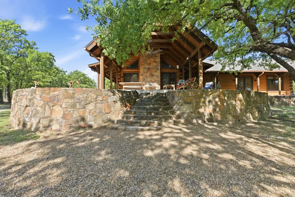2197 Netherly Lane Forestburg, TX 76239