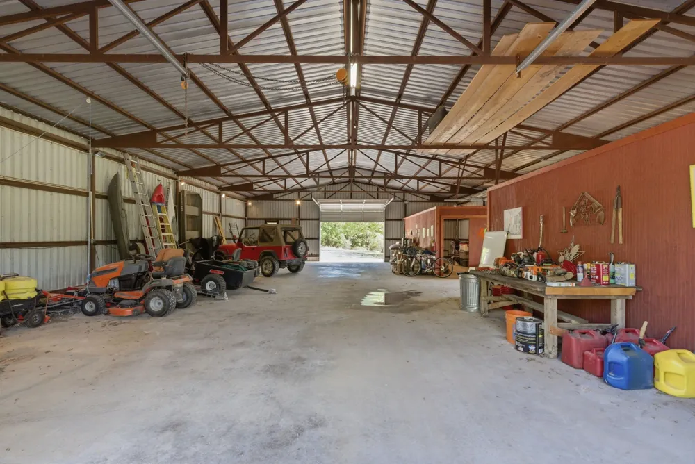 2197 Netherly Lane Forestburg, TX 76239