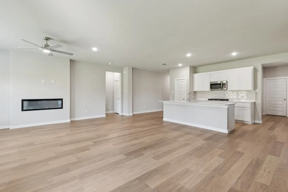 761 Lyft Lane Aledo, TX 76008