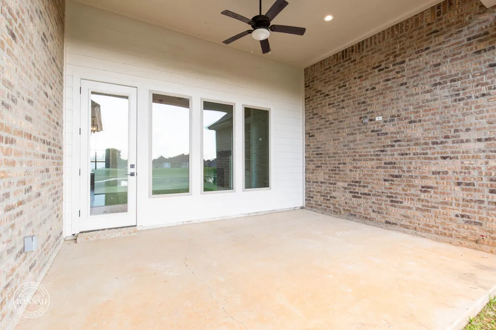 319 Newport Benton, LA 71006