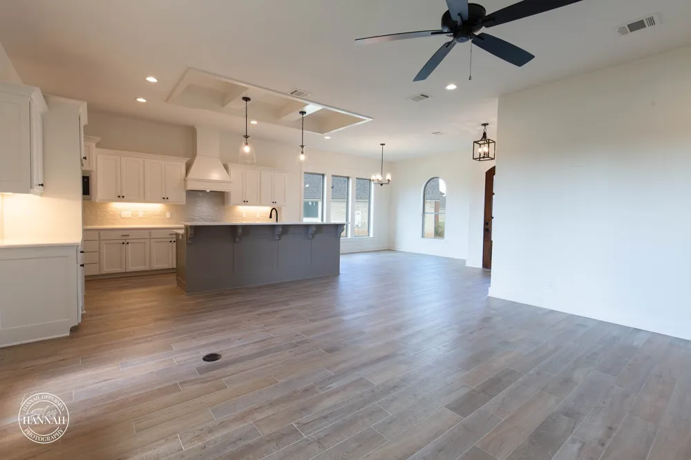 319 Newport Benton, LA 71006