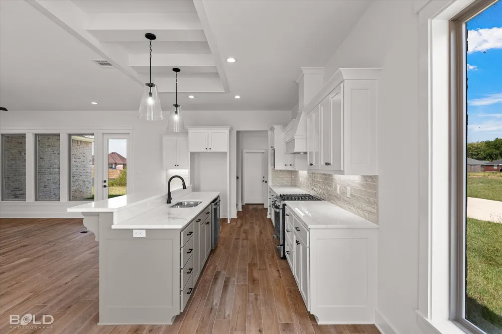 319 Newport Benton, LA 71006