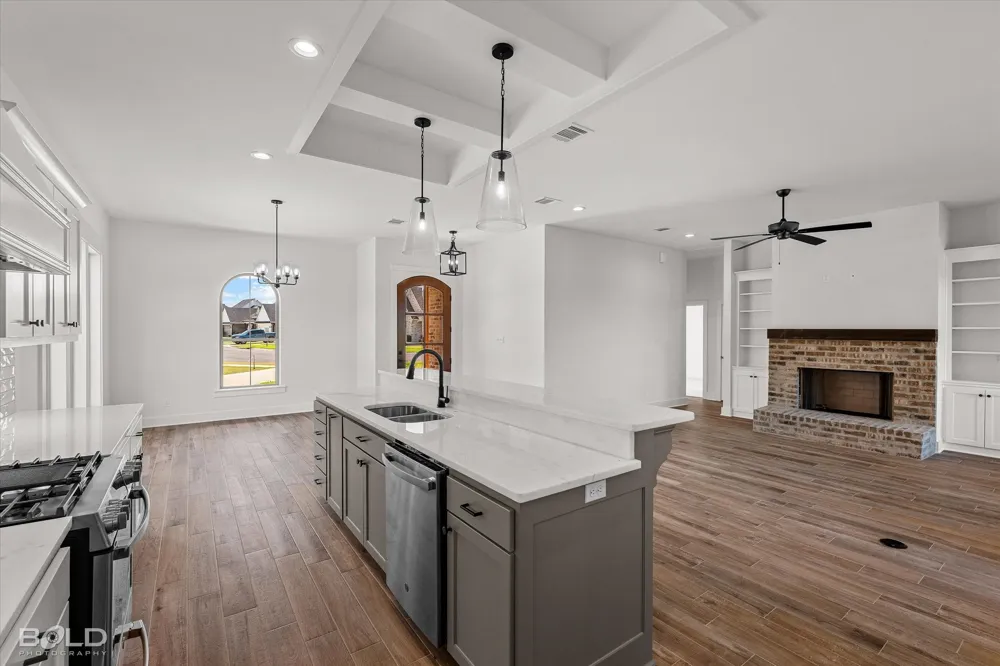 319 Newport Benton, LA 71006