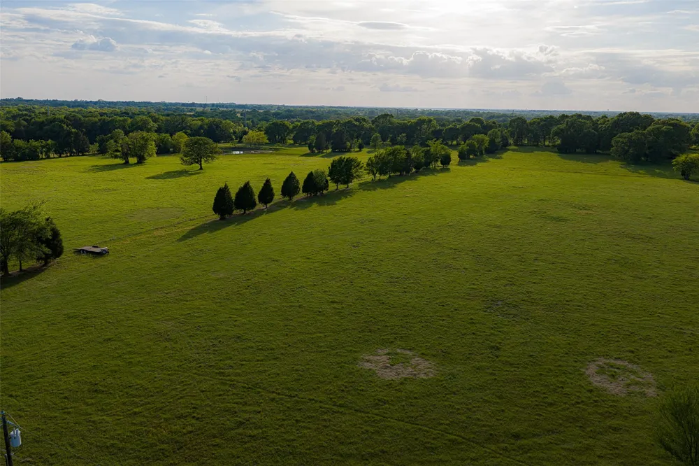 419 US Highway 175 W Eustace, TX 75124