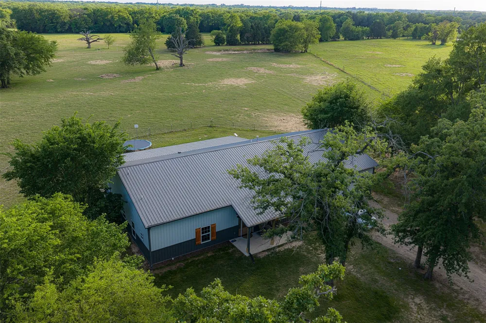 419 US Highway 175 W Eustace, TX 75124