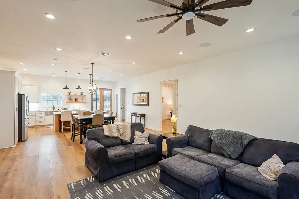 419 US Highway 175 W Eustace, TX 75124